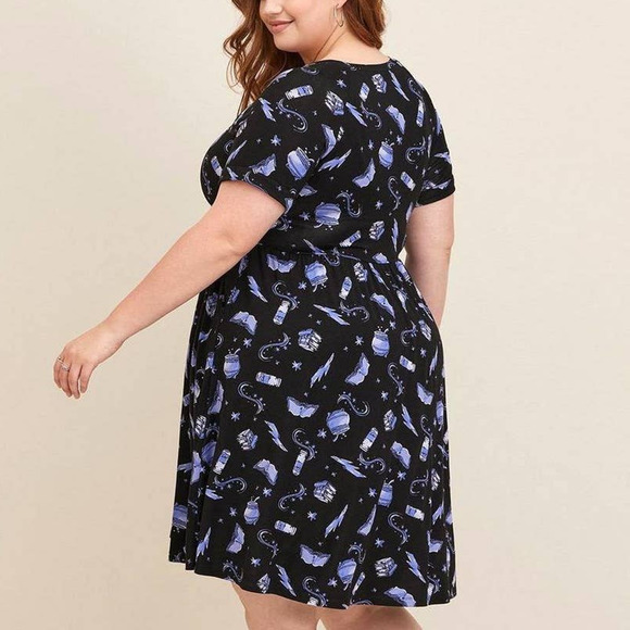 Torrid 1 (1X) Harry Potter Spells Print Strappy Super Soft Punk Gothic Dress New - Picture 4 of 4